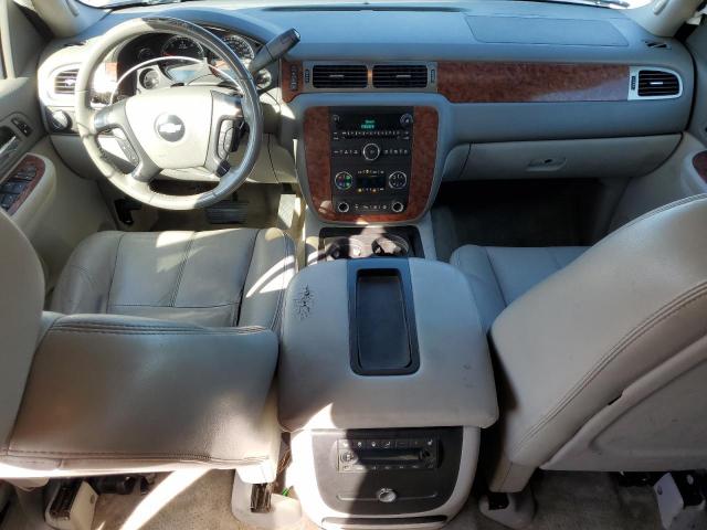 Chevrolet Suburban K1500 Image 4