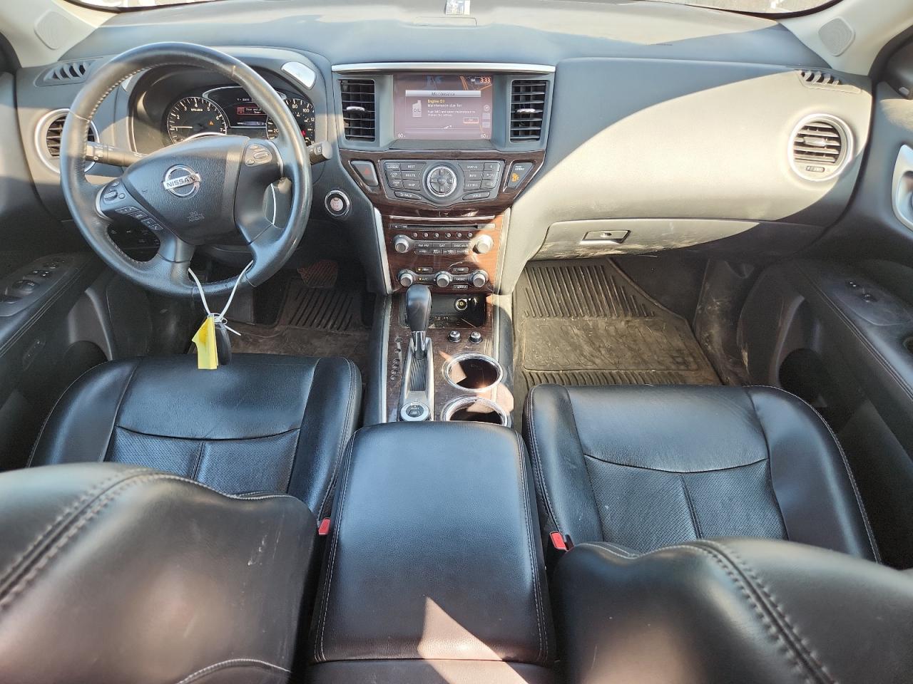 Nissan Pathfinder S Image 5