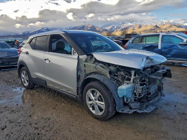 Nissan Kicks S Image 7