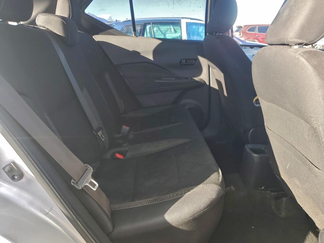 Nissan Kicks S Image 11