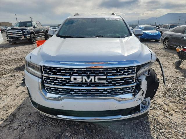 GMC Acadia Denali Image 10