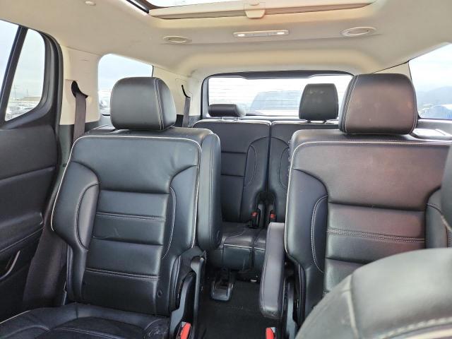 GMC Acadia Denali Image 5