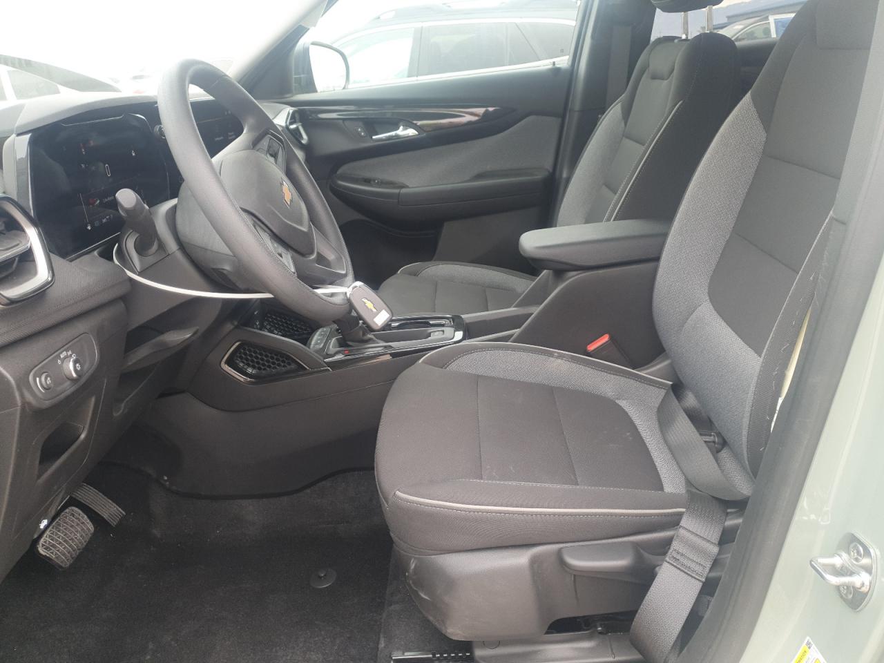 Chevrolet Trailblazer Ls Image 10