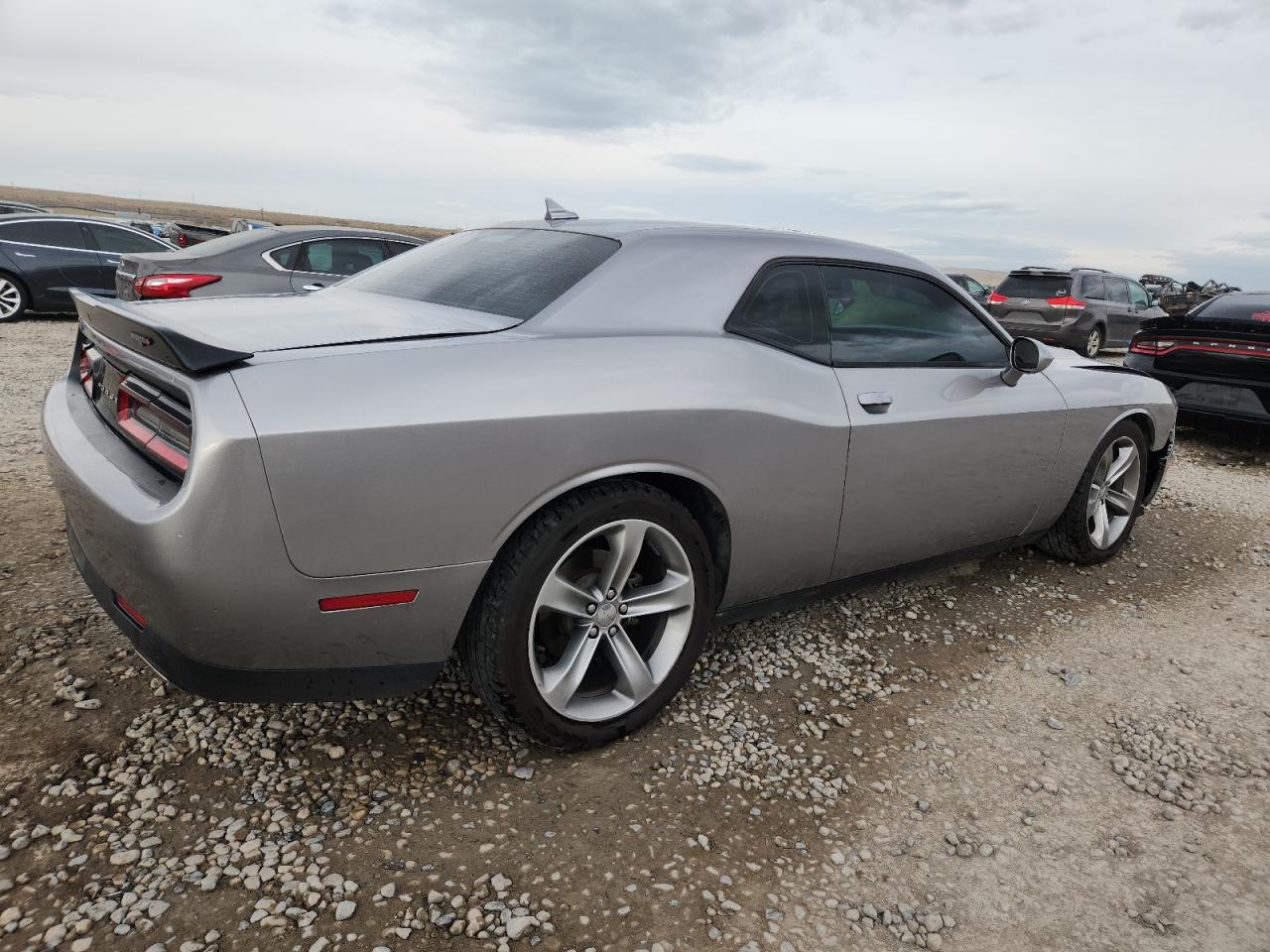 Dodge Challenger Sxt Image 8