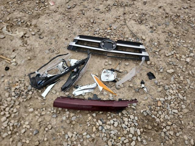 Toyota Highlander Se Image 10