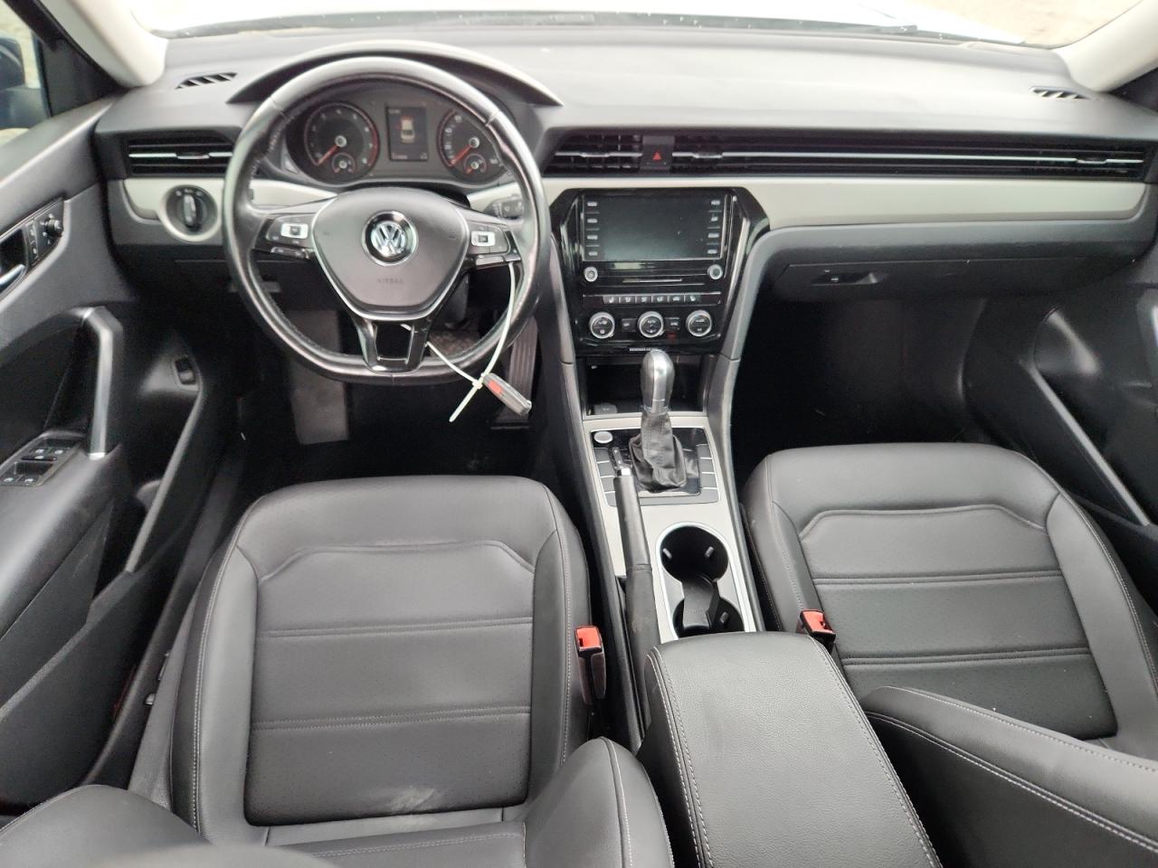 Volkswagen Passat Se Image 8