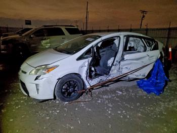  Salvage Toyota Prius