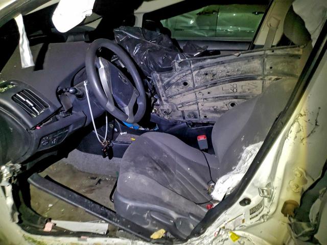 Toyota Prius Image 11