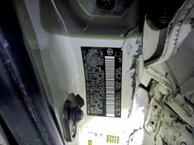 Toyota Prius Image 12