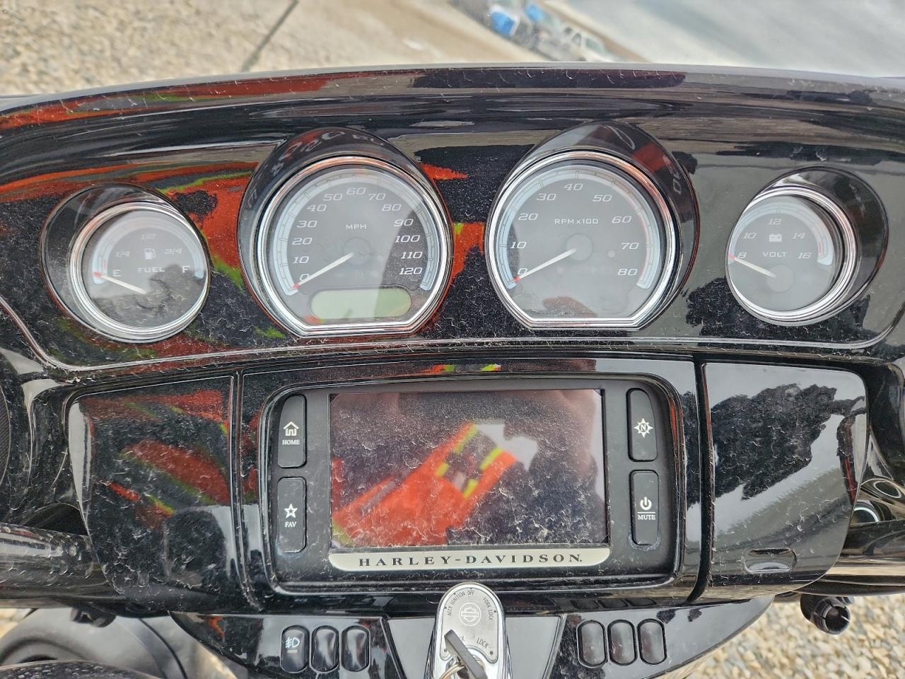 Harley-Davidson Fl Ultra Limited Image 2