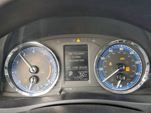 Toyota Corolla L Image 9