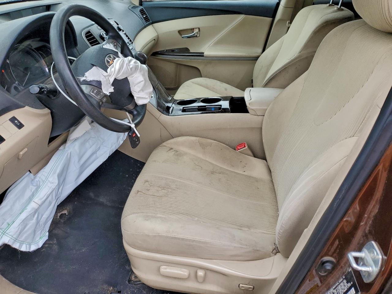 Toyota Venza Image 6