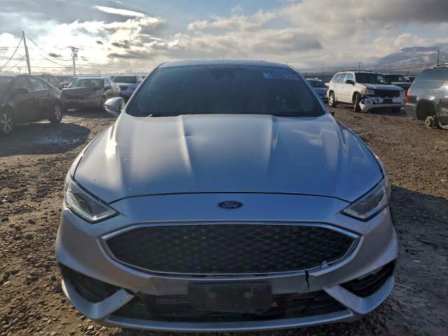Ford Fusion Sport Image 10