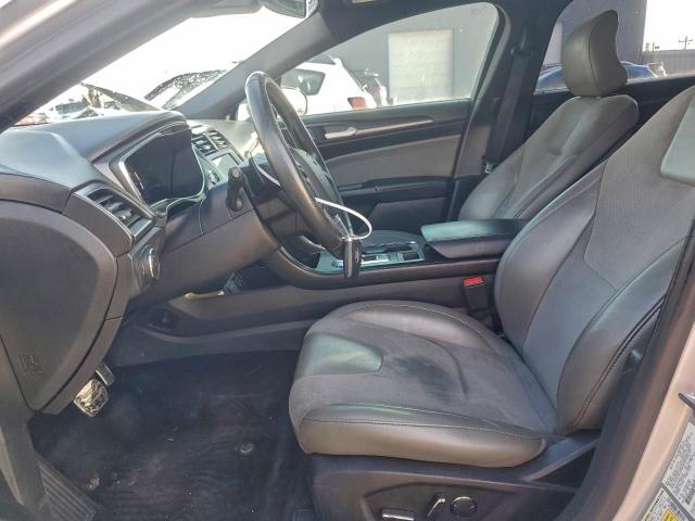 Ford Fusion Sport Image 3