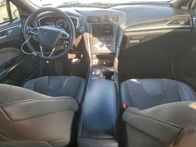 Ford Fusion Sport Image 8