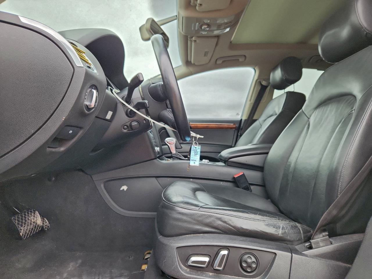 Audi Q7 Premium Plus Image 2