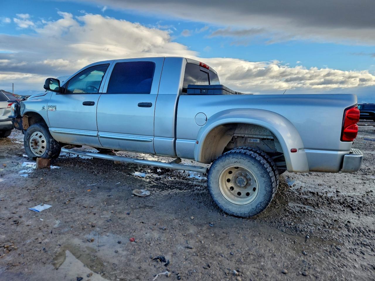 Dodge Ram 3500 Image 3