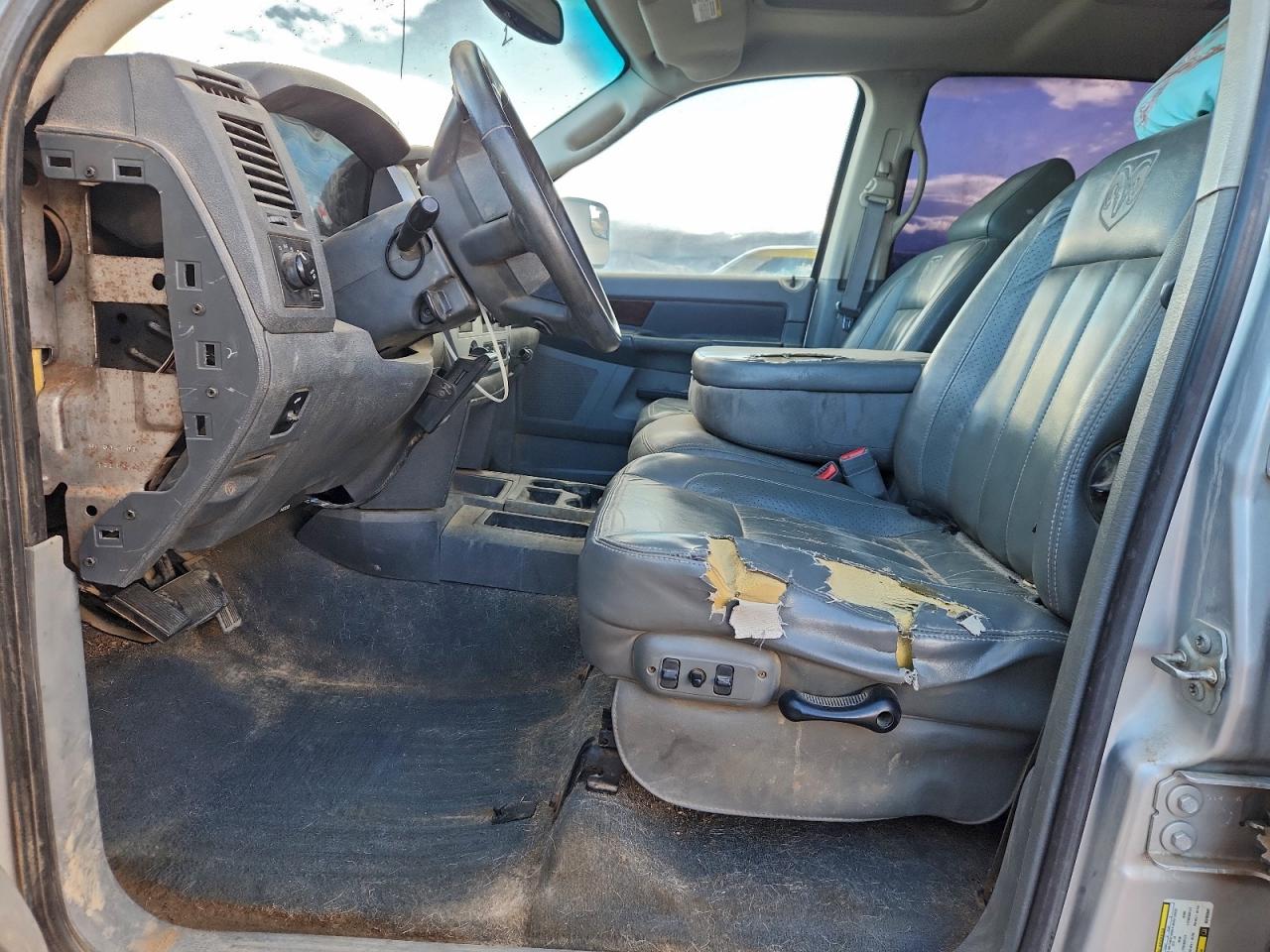 Dodge Ram 3500 Image 4