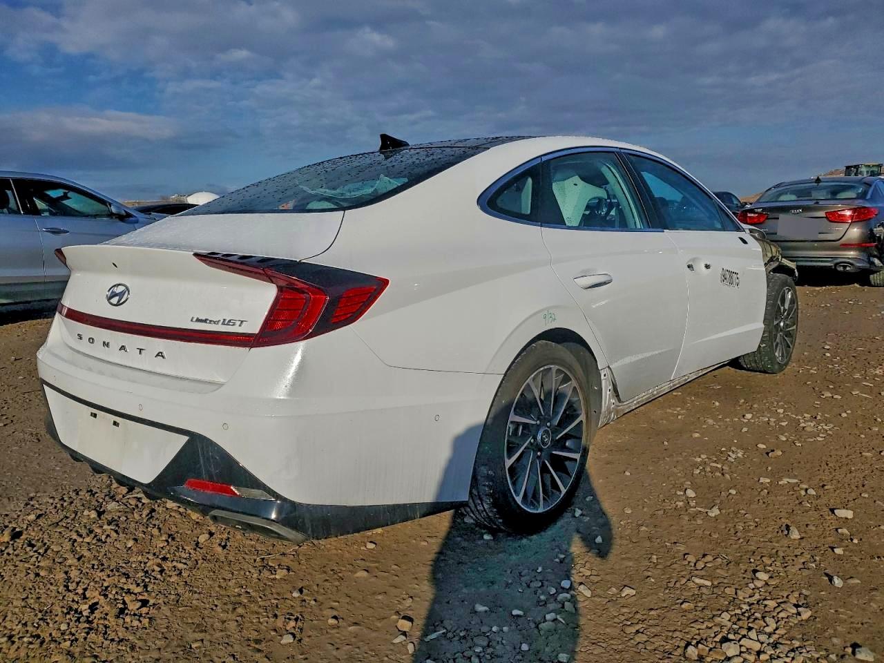 Hyundai SONATA Limited Image 3