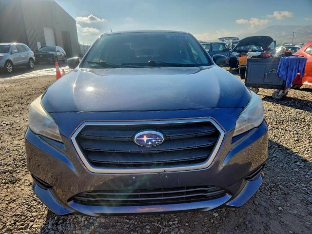 Subaru Legacy 2.5i Image 3