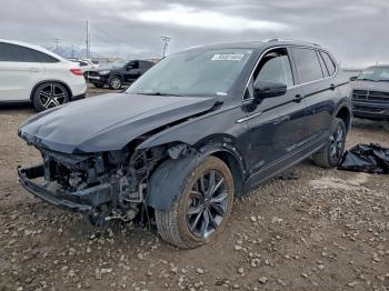  Salvage Volkswagen Tiguan