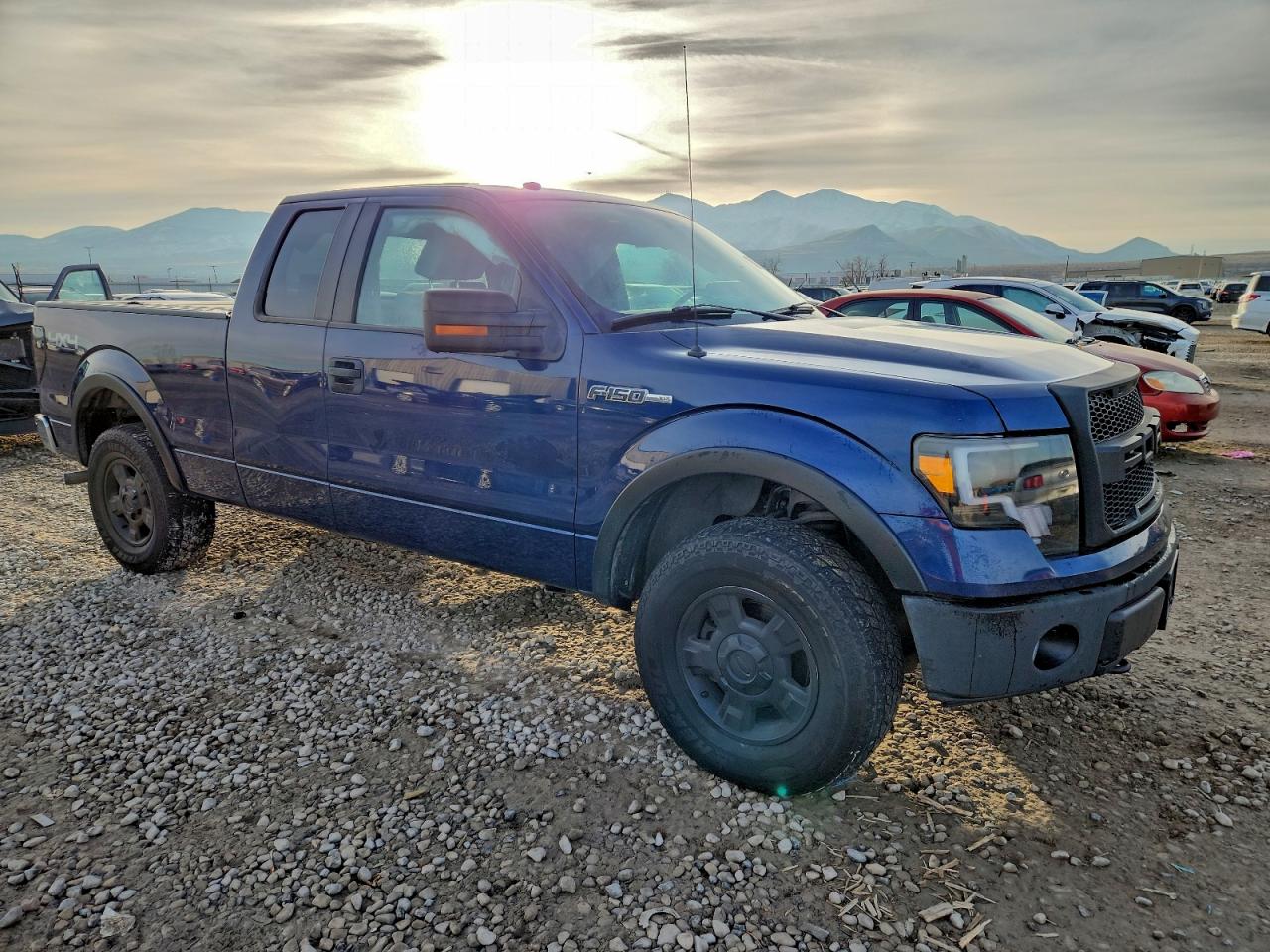 Ford F-150 Super Cab Image 2