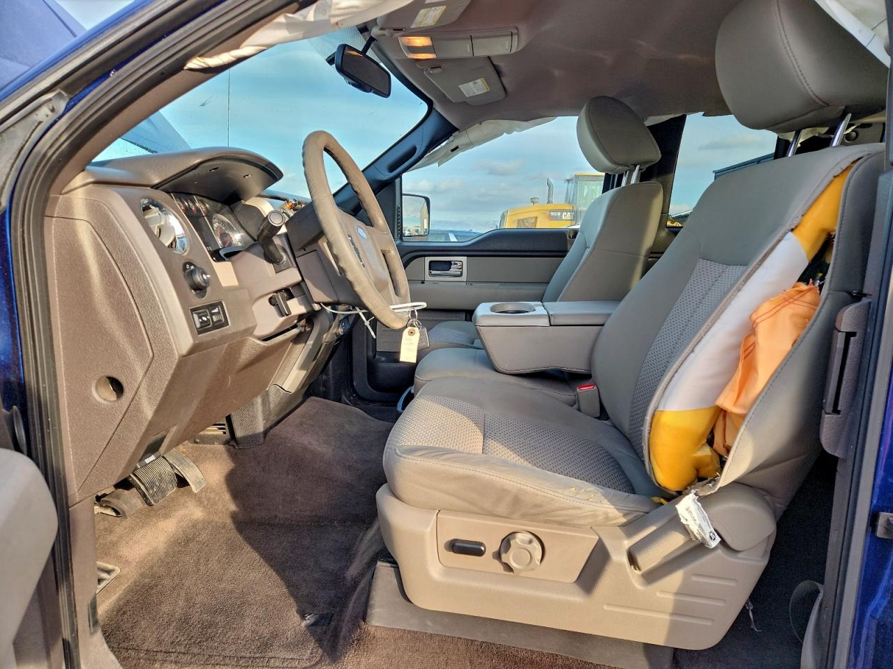 Ford F-150 Super Cab Image 7