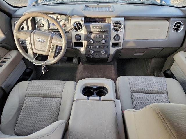 Ford F-150 Super Cab Image 9