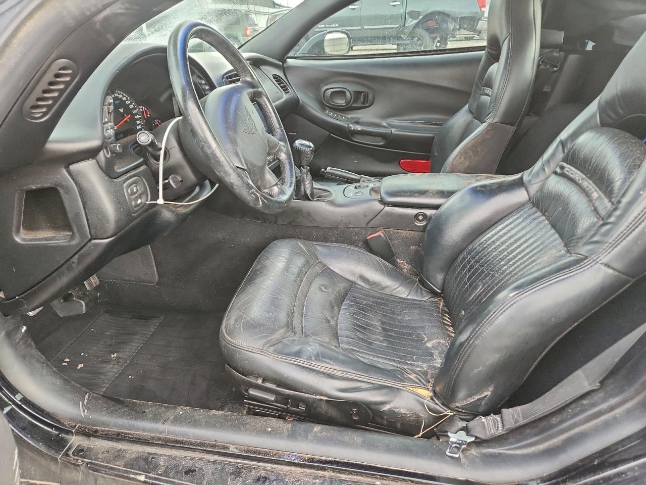 Chevrolet Corvette Image 8