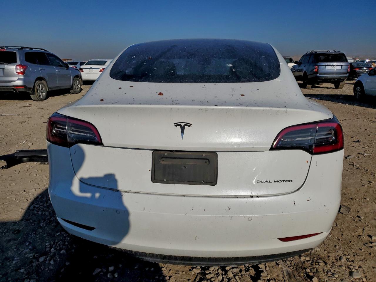 Tesla Model 3 Image 8