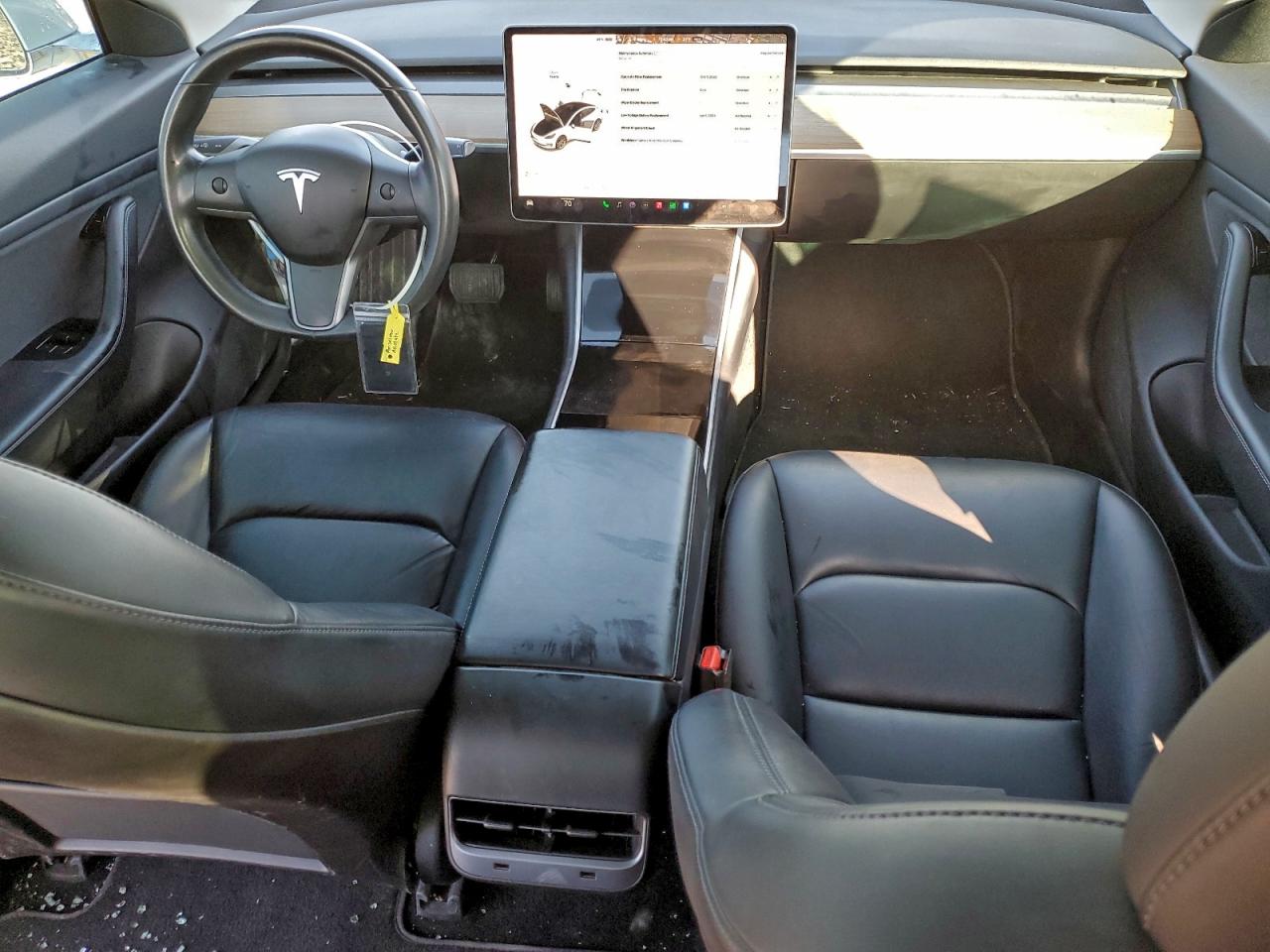 Tesla Model 3 Image 10