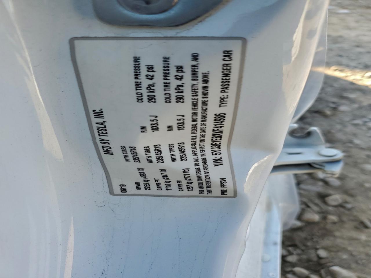 Tesla Model 3 Image 2