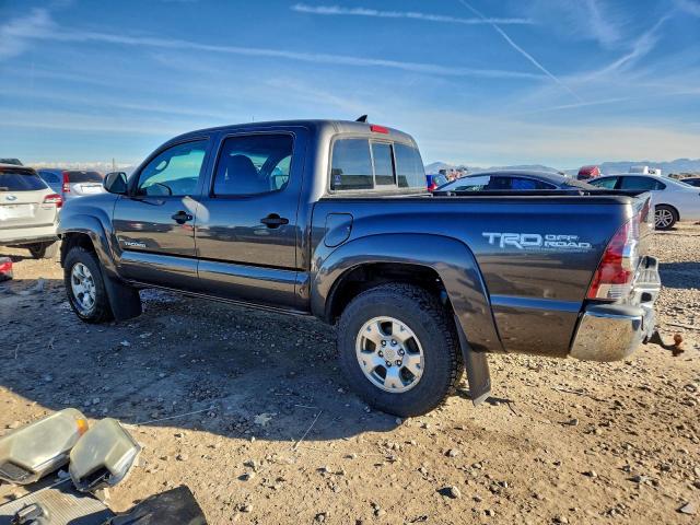 Toyota Tacoma Double Cab Image 4