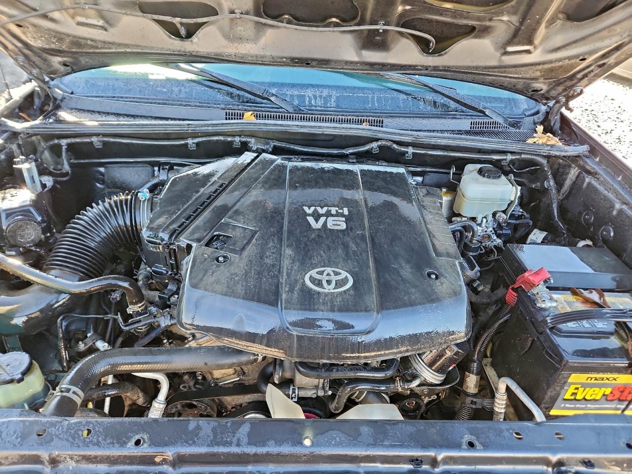 Toyota Tacoma Double Cab Image 5