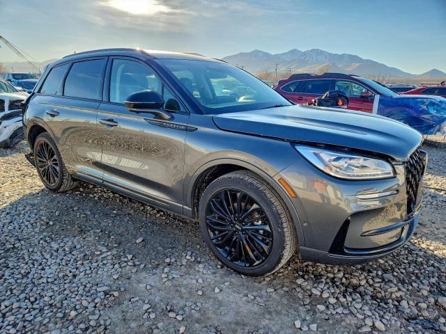 Lincoln Corsair Reserve Image 12