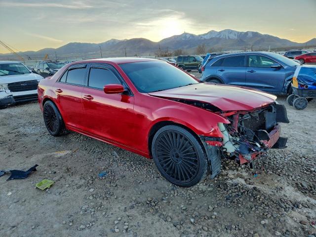 Chrysler 300 S Image 6