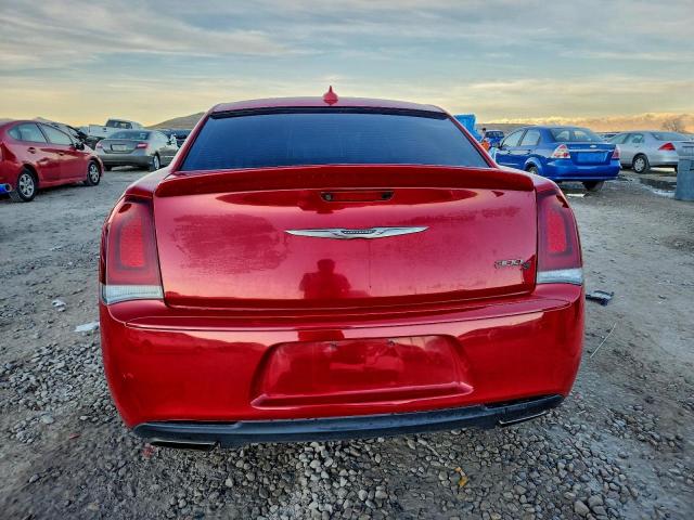 Chrysler 300 S Image 3