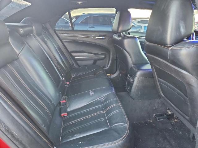 Chrysler 300 S Image 11