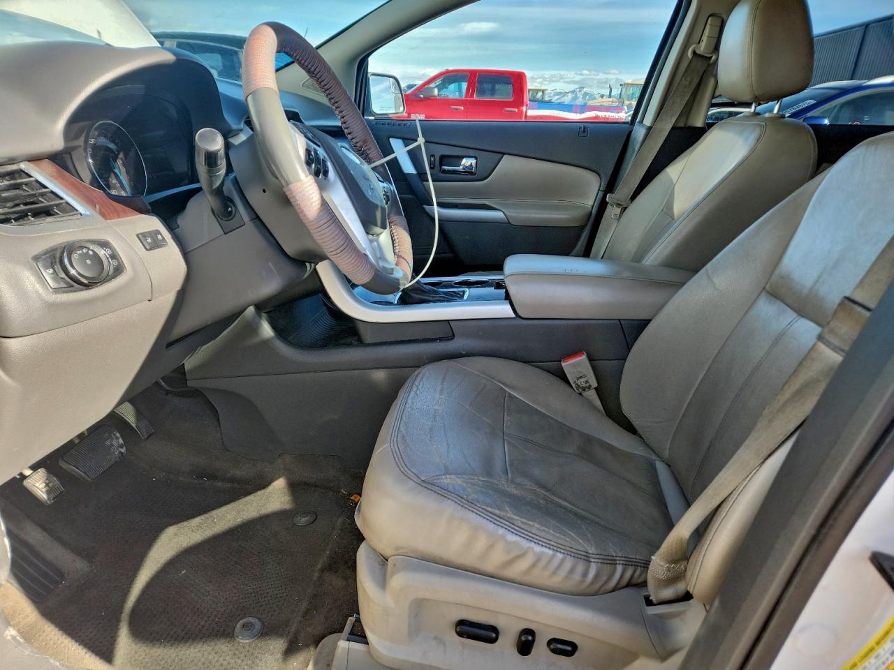 Ford Edge Limited Image 3