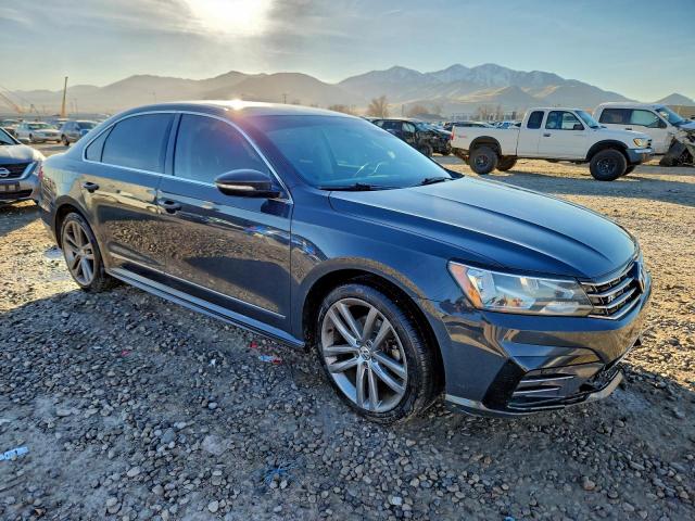 Volkswagen Passat S Image 11