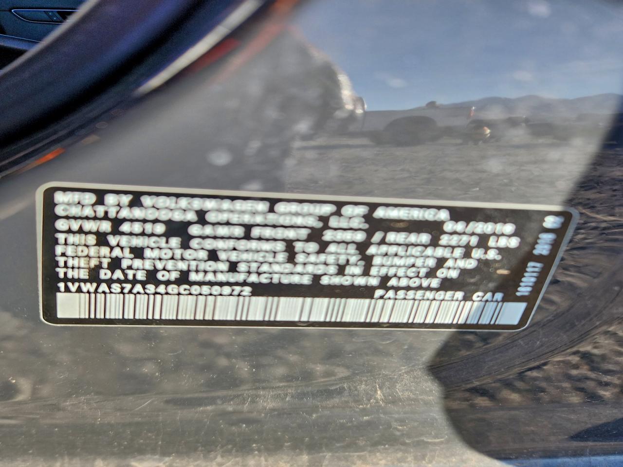 Volkswagen Passat S Image 2