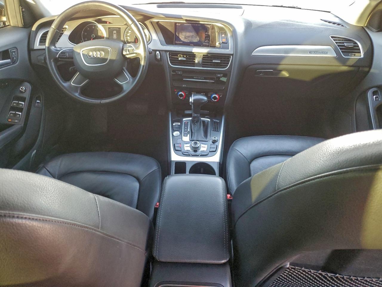 Audi A4 Premium Plus Image 2