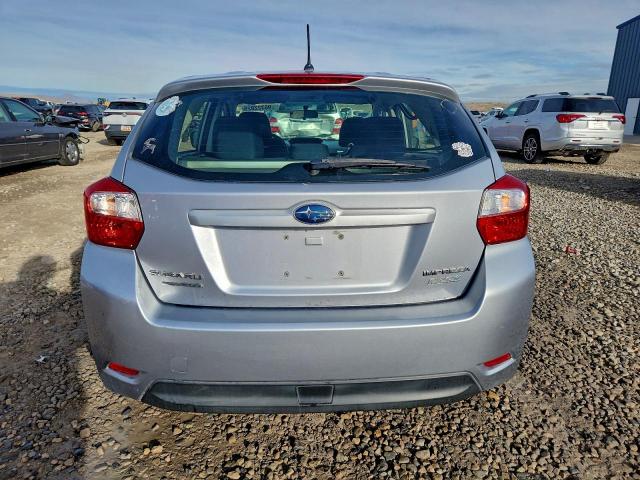 Subaru Impreza Premium Image 2