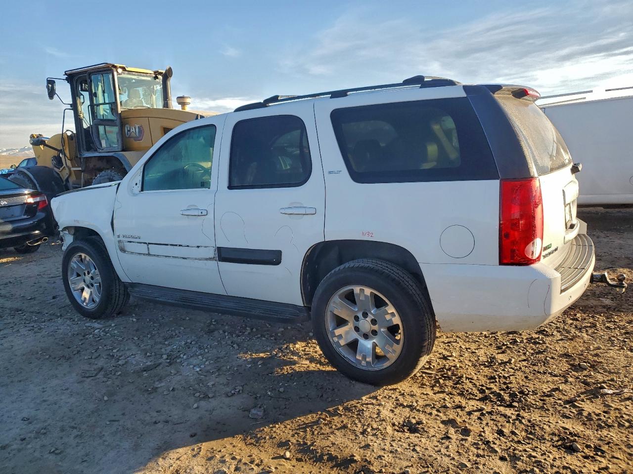 GMC Yukon Slt Image 11