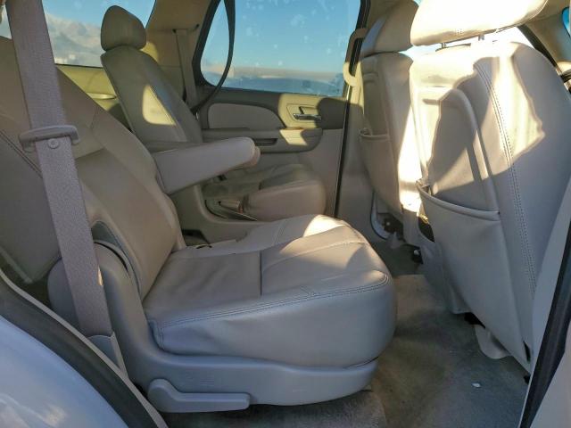 GMC Yukon Slt Image 6