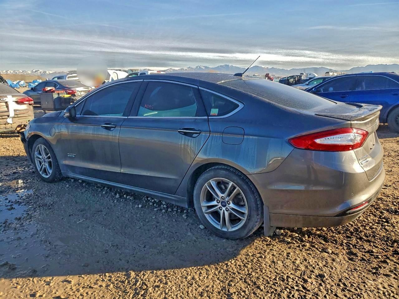 Ford Fusion Titanium Phev Image 2