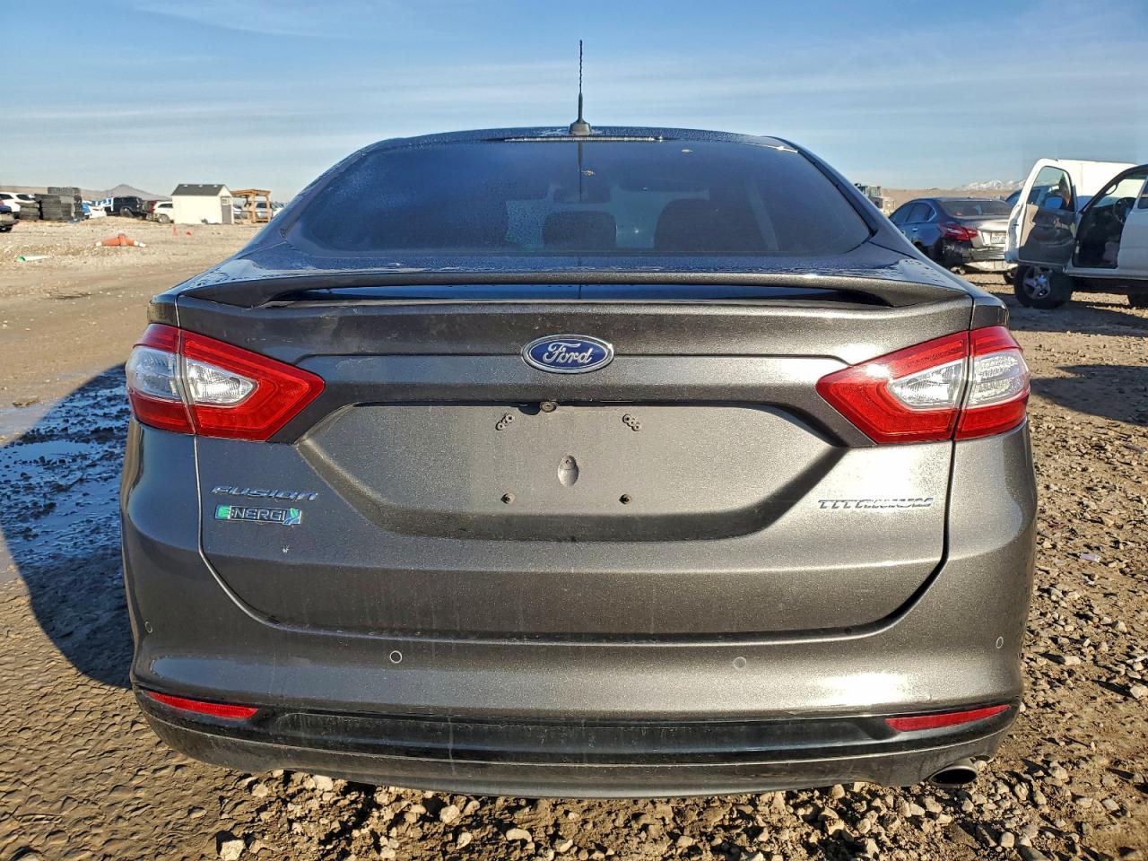 Ford Fusion Titanium Phev Image 6