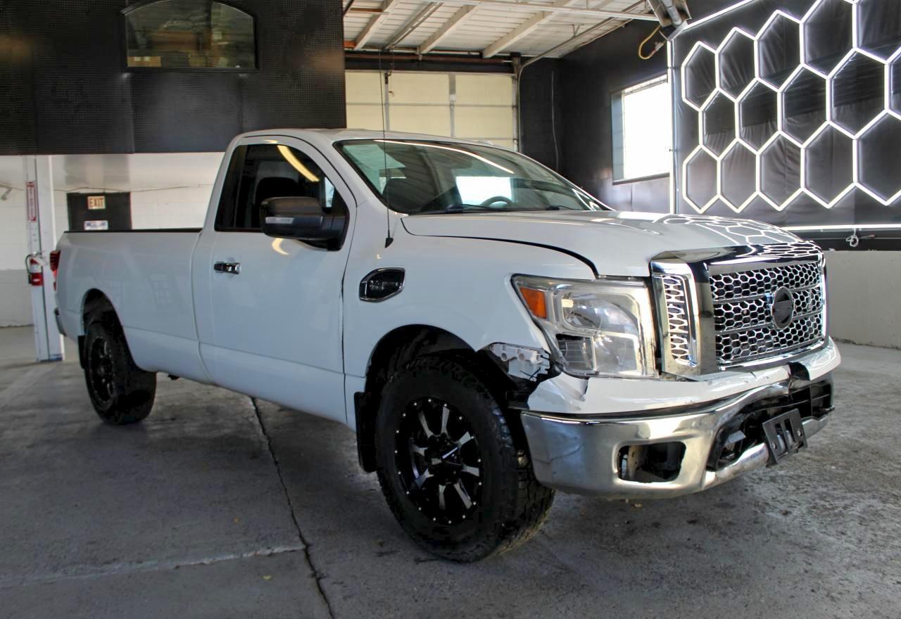 Nissan Titan S Image 1