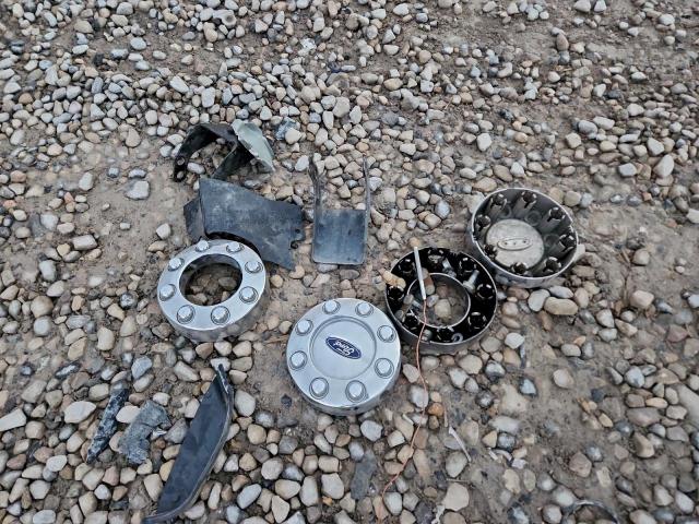 Ford F-350 Super Duty Image 3