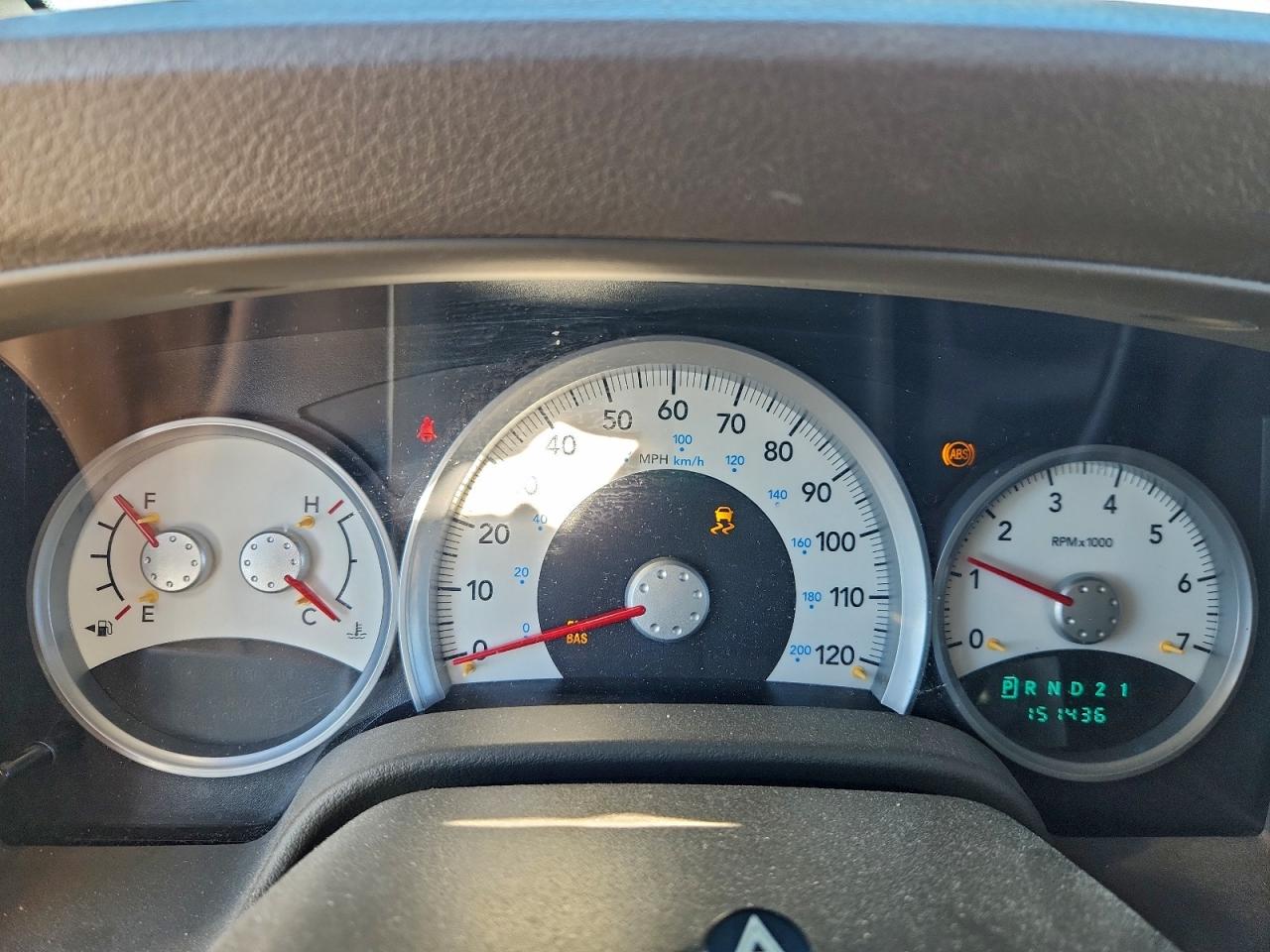 Dodge Durango Slt Image 3